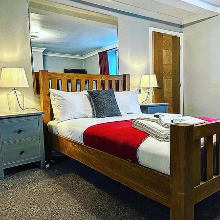 The Hinds Head Hotel チョーリー エクステリア 写真