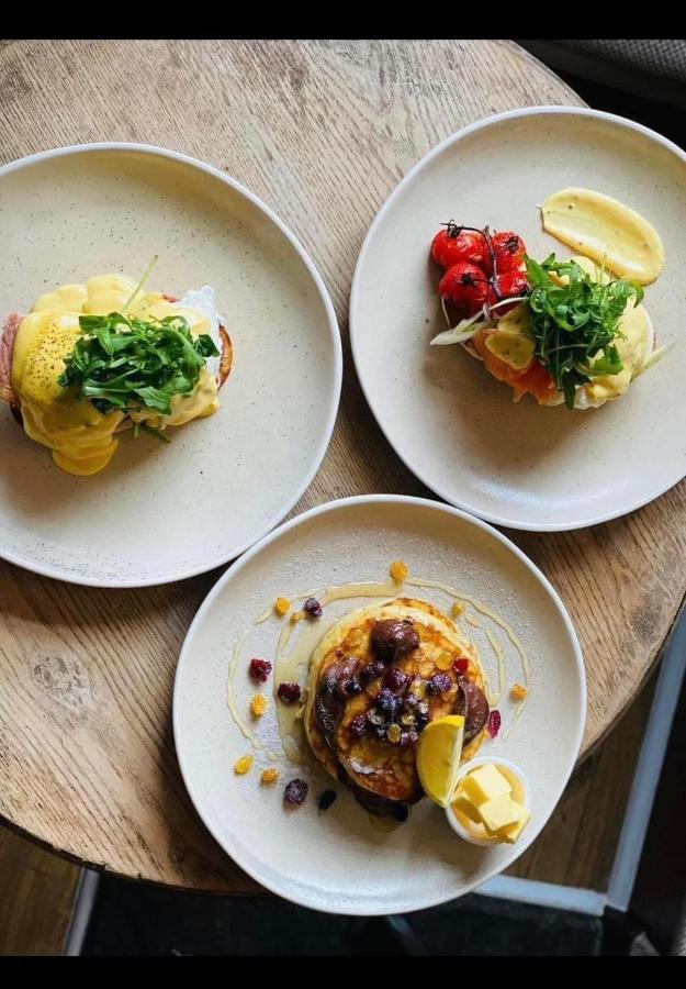 The Hinds Head Hotel チョーリー エクステリア 写真