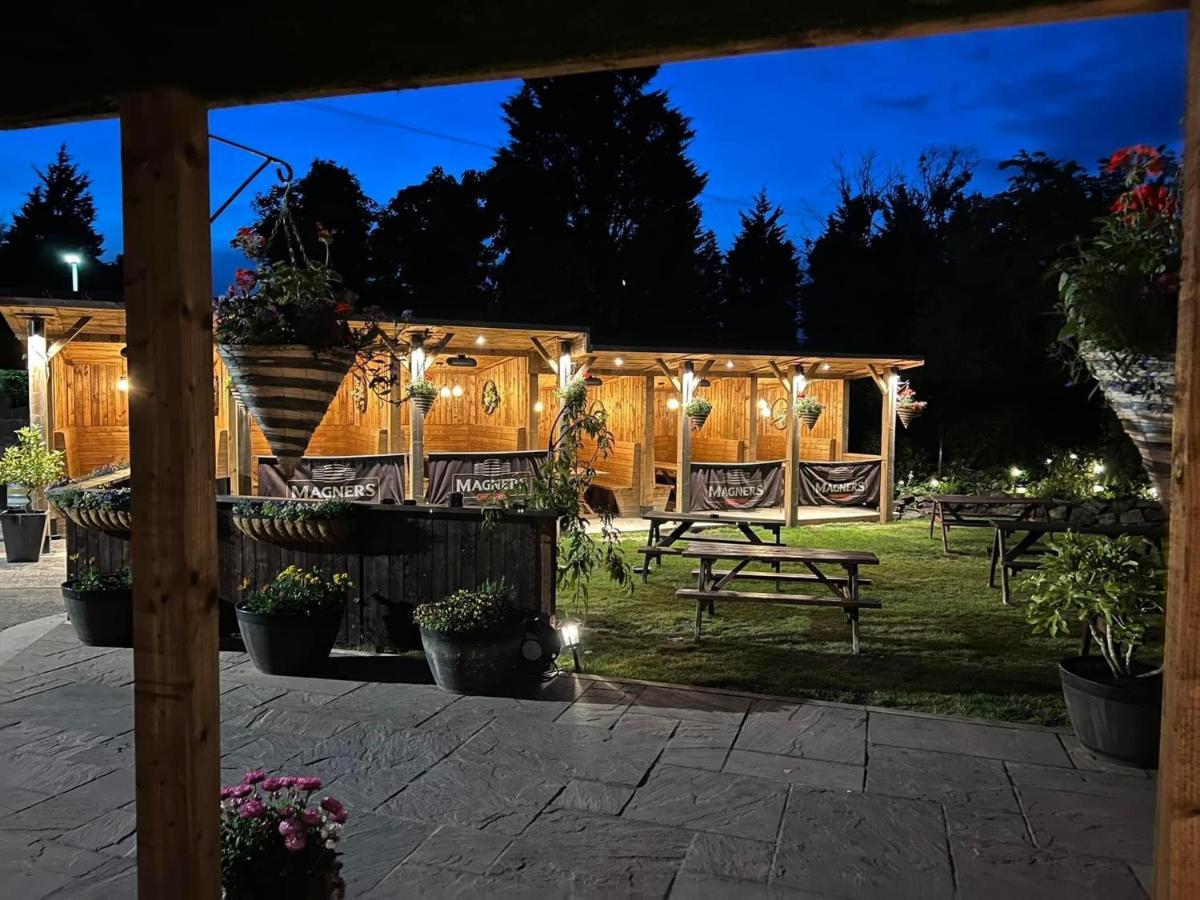 The Hinds Head Hotel チョーリー エクステリア 写真